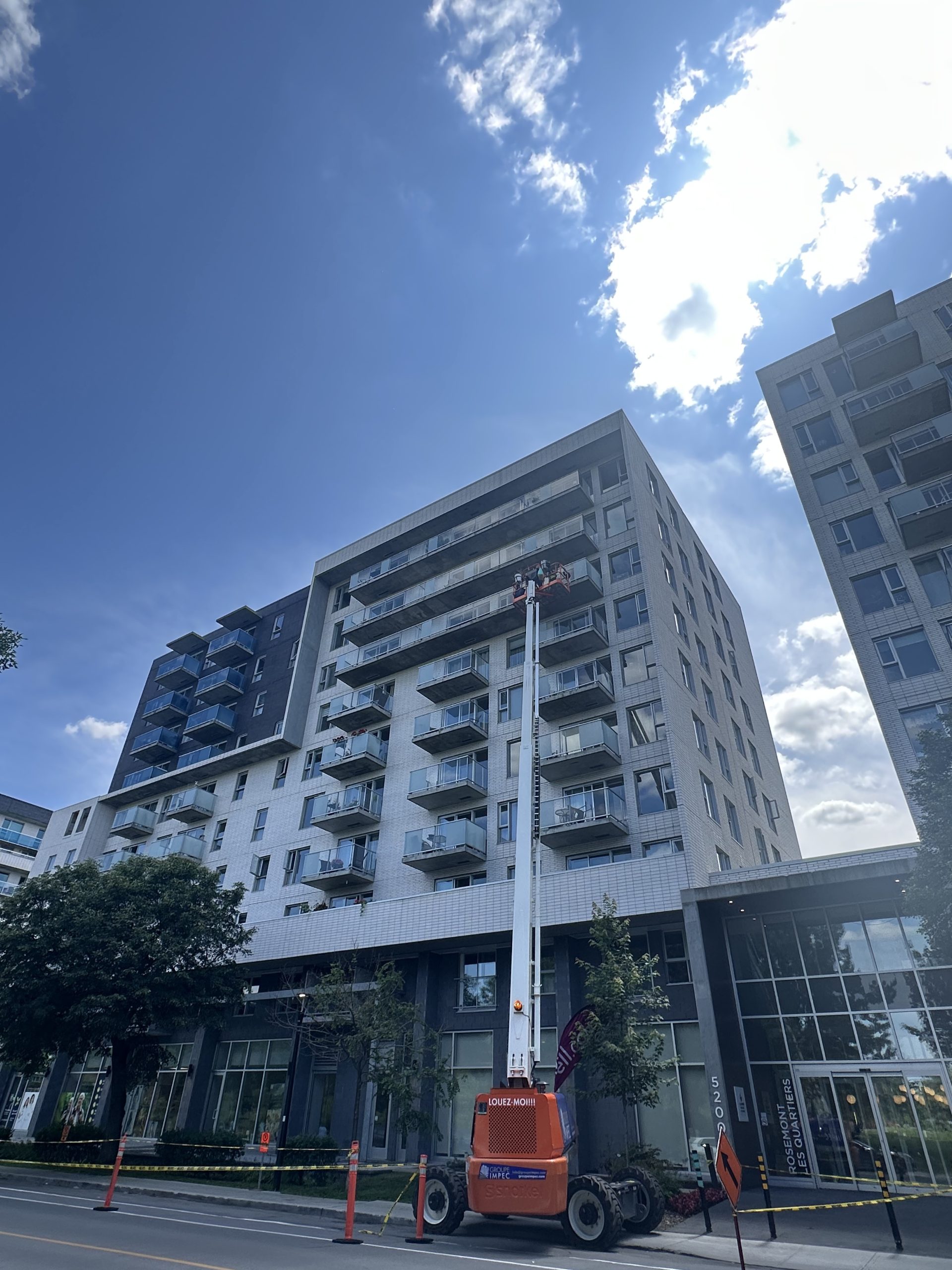 lavage de vitre en copropriété Montréal  | Groupe Impec